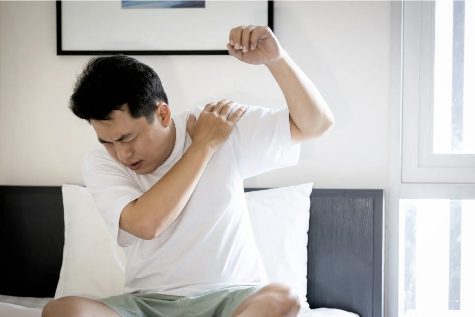 筋力低下していく男性